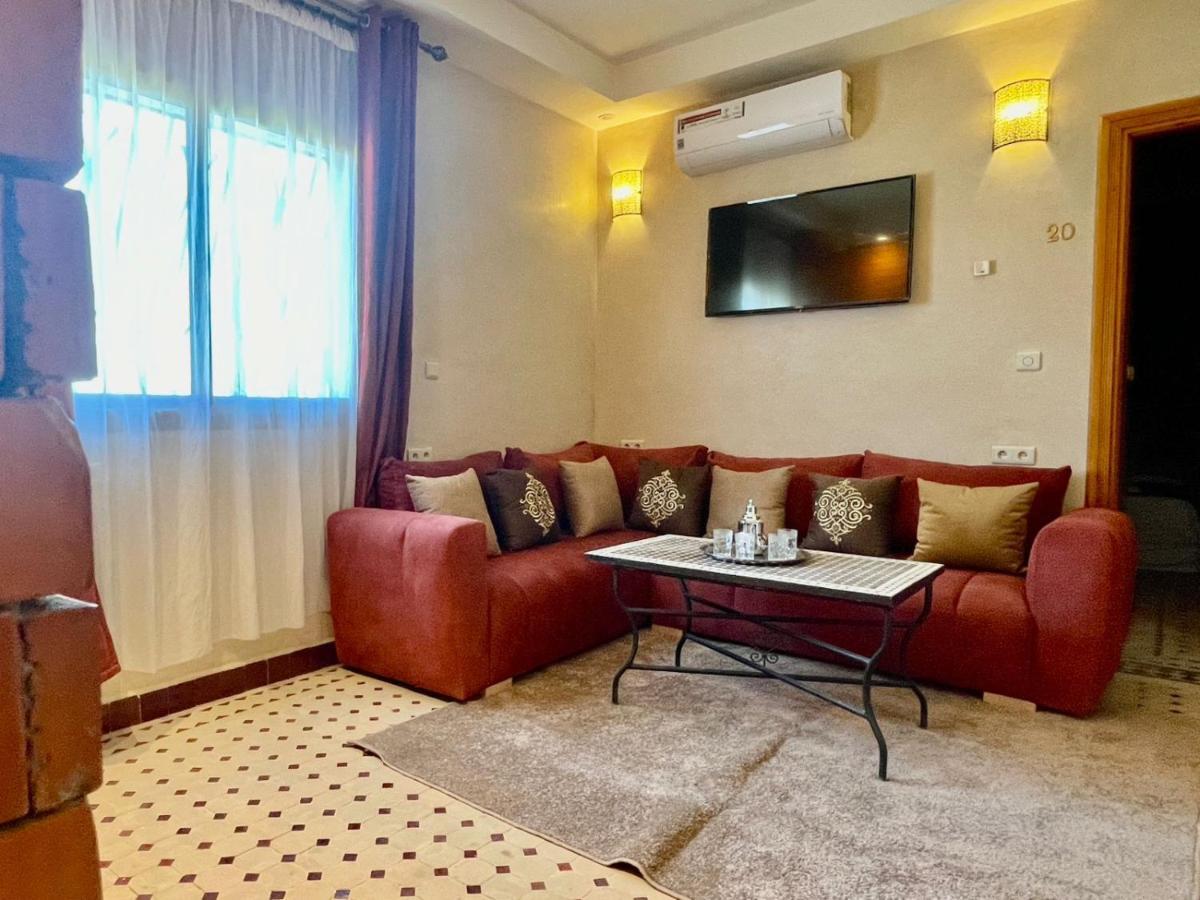 Hotel Apartments Lexpert " Riad The Family" Merzouga Exterior foto
